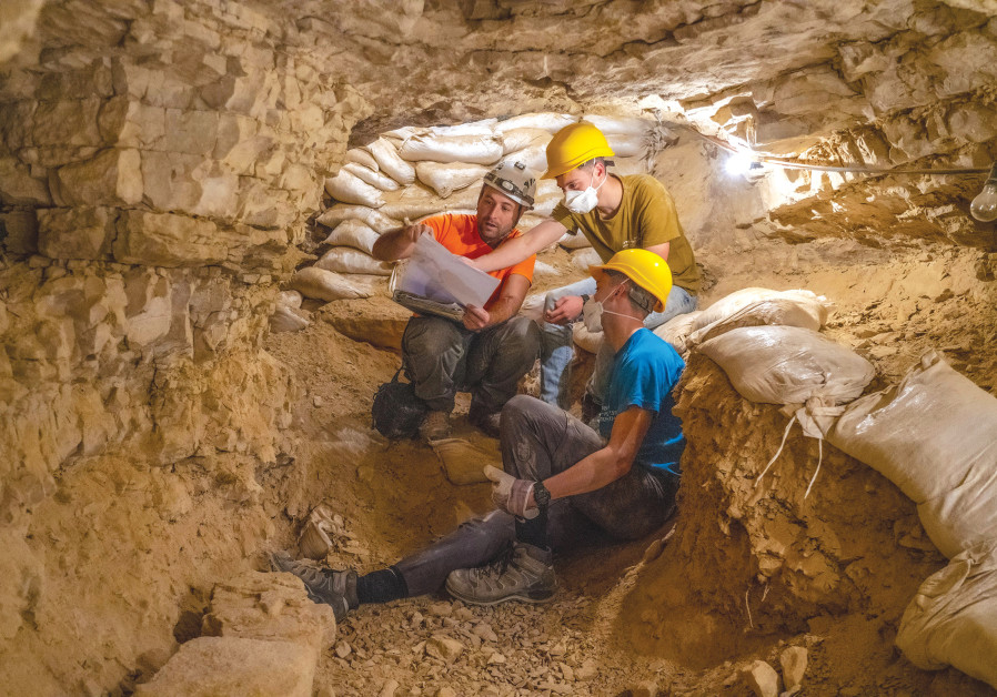 Dozens of youth took part in the Israel Antiquities Authority excavations in caves in the Judean Desert (Photo Credit: Dozens of youth took part in the Israel Antiquities Authority excavations in caves in the Judean Desert)