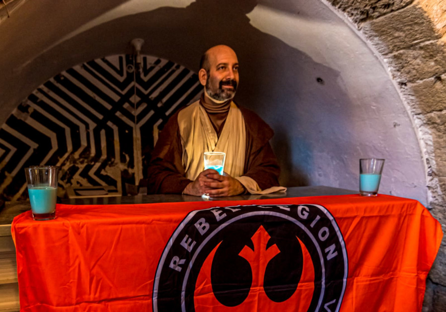The “commander” of the aspiring Rebel Legion outpost-to-be is Yaron Fiegenson, or as he is also known: Jedi Master Obi-Wan Kenobi. (Credit: Ofer Moldovan)