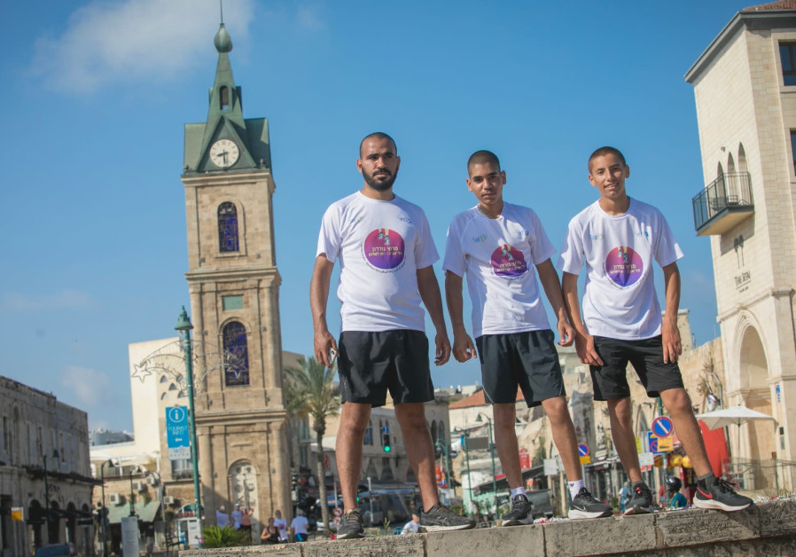  Over 250 people attended a 7-kilometer "Peace Race" on Friday morning in Tel Aviv and Jaffa in a sporting initiative to boost coexistence in Israel amid ongoing tensions. (Credit: Ilan Spira)