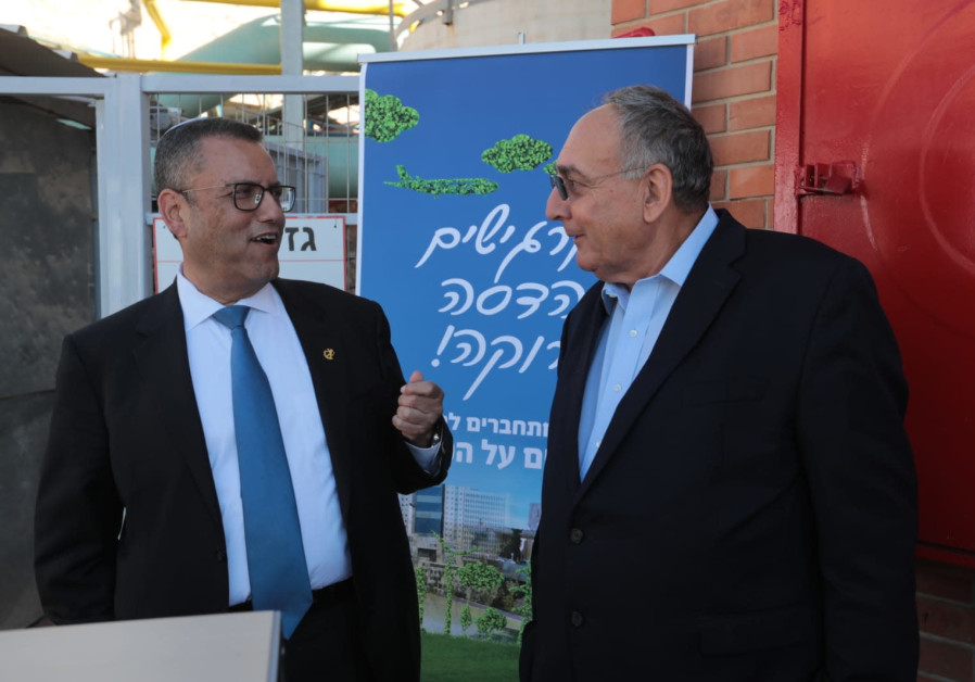 Jerusalem Mayor Moshe Lion and Hadassah CEO Prof. Zeev Rotstein (Courtesy of Hadassah)