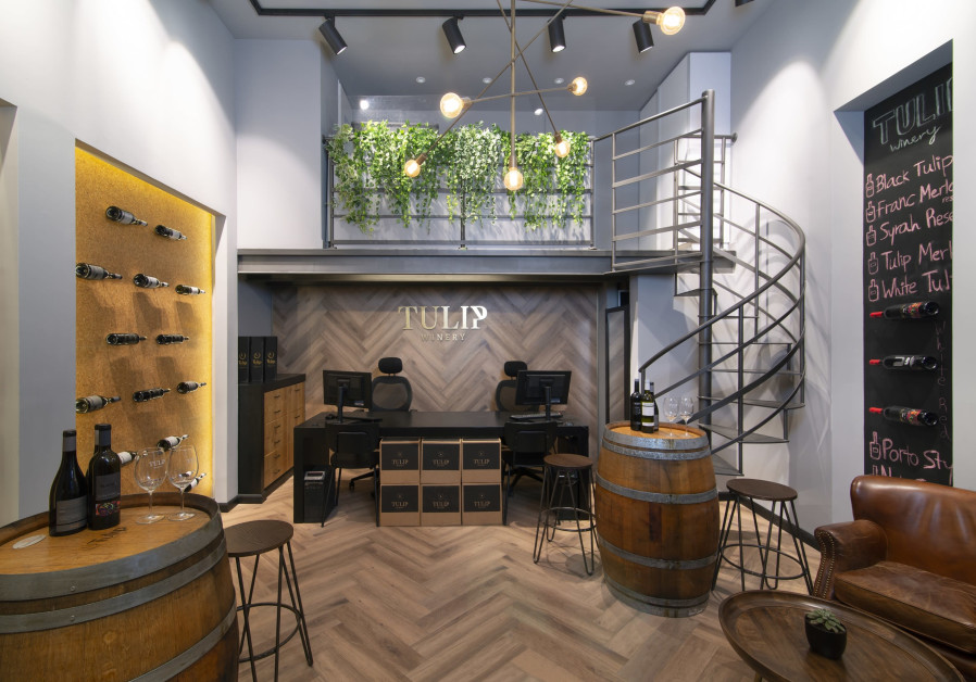 THE TULIP Showroom brings the innovative, high-quality Tulip Winery to Tel Aviv. (DROR VARSHAVSKI) 