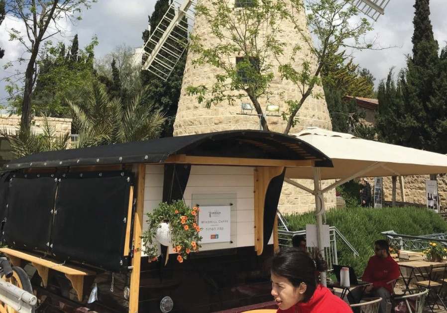 THE MONTEFIORE Windmill, in Mishkenot Sha’ananim in the heart of Jerusalem, is a unique wine venue. (JERUSALEM WINERIES)