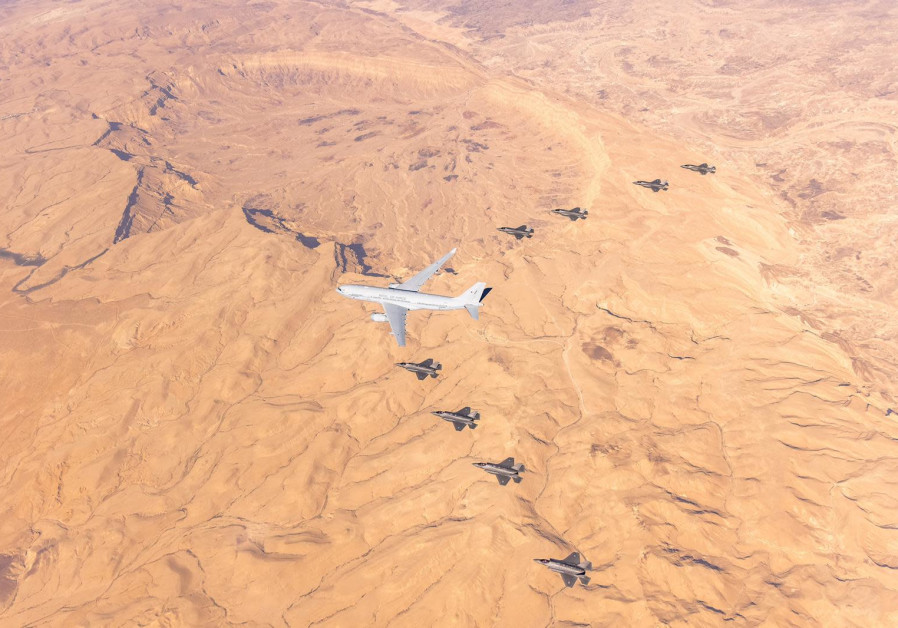 The F-35 aircraft flying over the desert (Source:  IDF Spokesperson's Unit)
