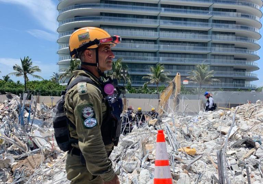  Col. Golan Vach, commander of the IDF Home Front Command’s National Search and Rescue Unit, at the Surfside disaster site. (Credit: IDF Home Front Command)