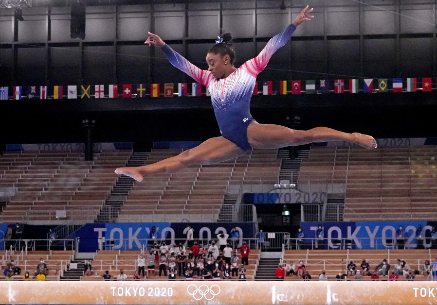 Simone Biles (USA) on the balance beam during the Tokyo 2020 Olympic Summer Games at Ariake Gymnastics Centre. (Credit: ROBERT DEUTSCH-USA TODAY SPORTS)