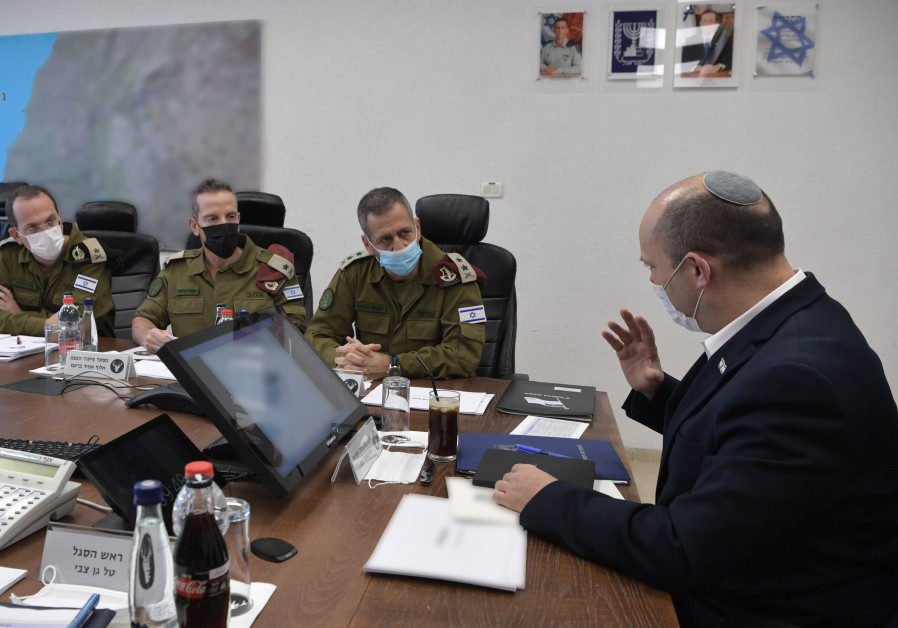  PM NAFTALI BENNET at situation assessment meeting with IDF Chief of Staff Lt.-Gen. Aviv Kohavi and senior IDF officials on Israel's northern border, August 3, 2021