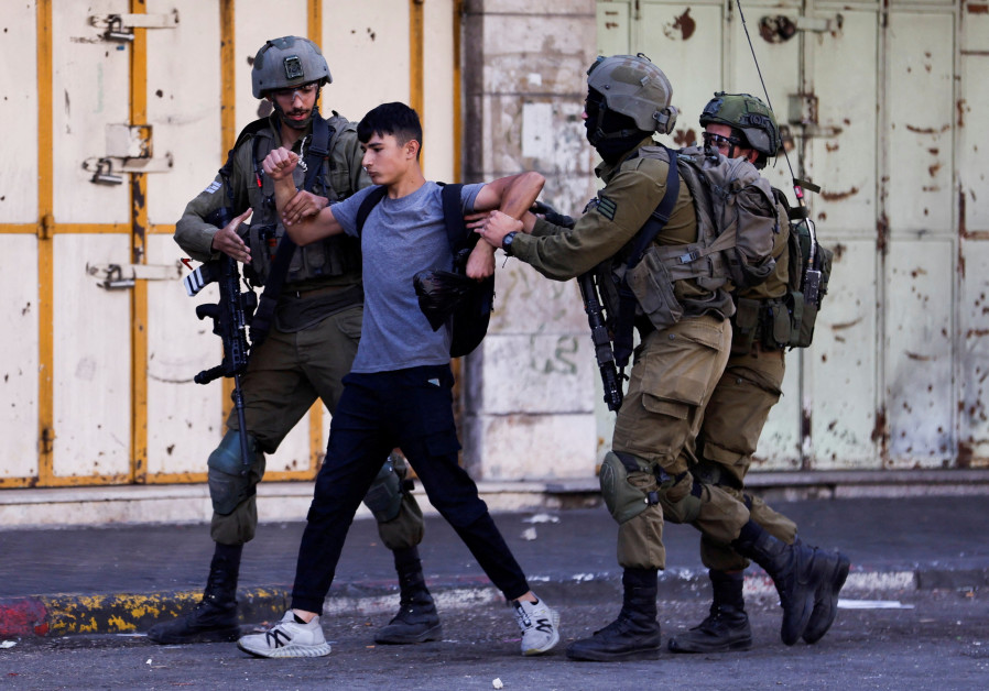 Father of soldier suspended for Hebron brutality calls son 'hero'
