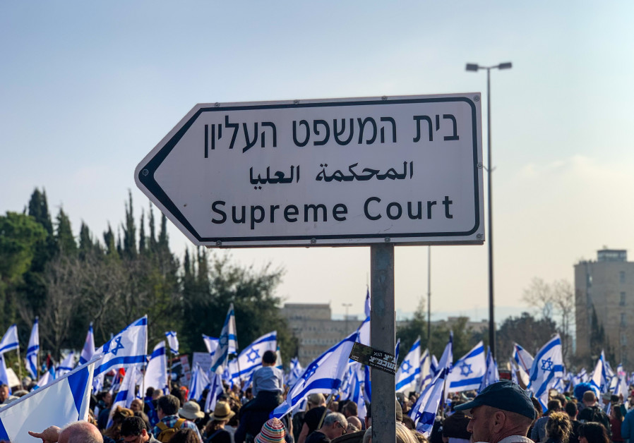 Percentage of Israelis optimistic about national security drops to 31%