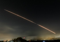 Se ve cómo se dispara un cohete contra Israel desde la Franja de Gaza, el 12 de mayo de 2021.