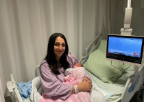 Una nueva madre en el Centro Médico Samson Assuta en Ashdod el 12 de mayo de 2021.