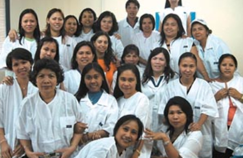 filipino nurses 88 298 (photo credit: Courtesy)