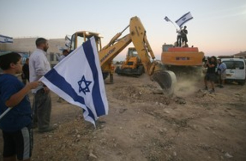 West Bank construction 311 (photo credit: Miri Tzachi)