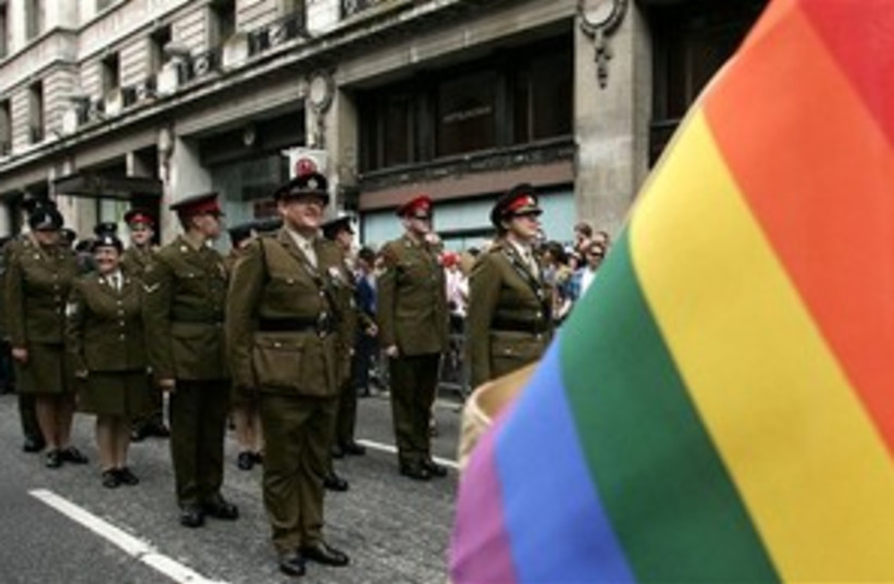 Majority Of Us Troops Don T Care If Gays Serve Openly The Jerusalem Post