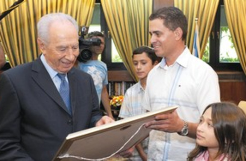 Shimon Peres 311 (photo credit: Mark Neiman/GPO)