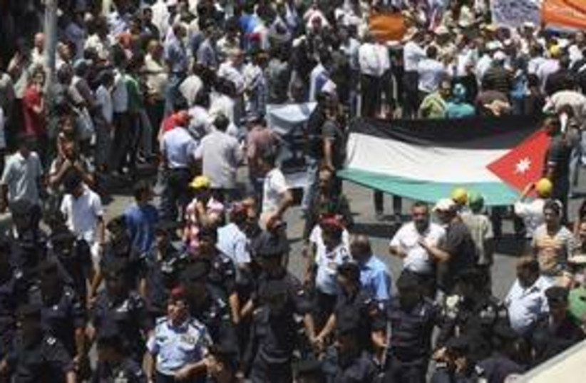 Anti-American protests in Jordan 311 (R) (photo credit: REUTERS/Majed Jaber )