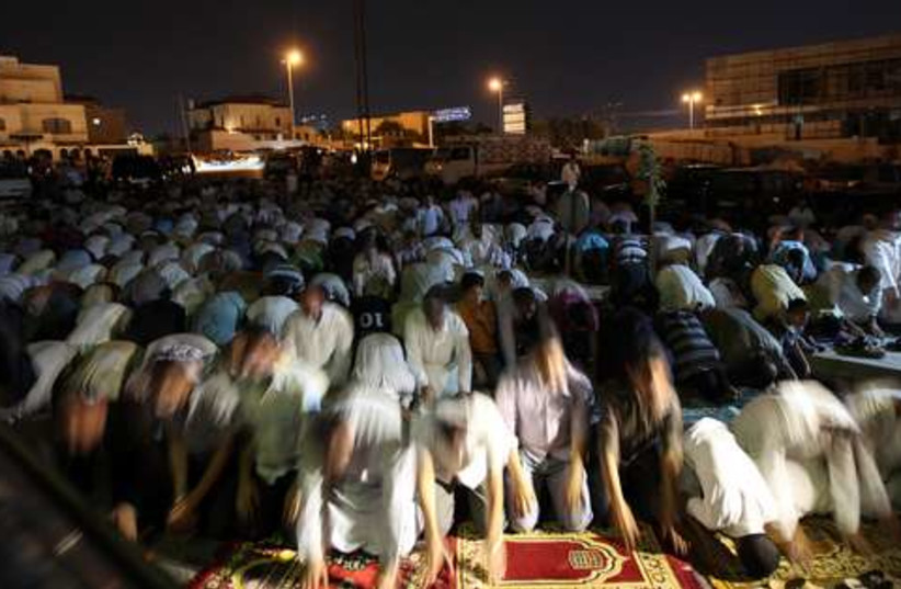 Ramadan in Jordan 521 (photo credit: REUTERS/Muhammad Hamed)