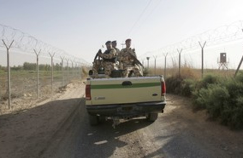 Iraqi soldiers 311 R (photo credit: REUTERS/Ali al-Mashhadani)
