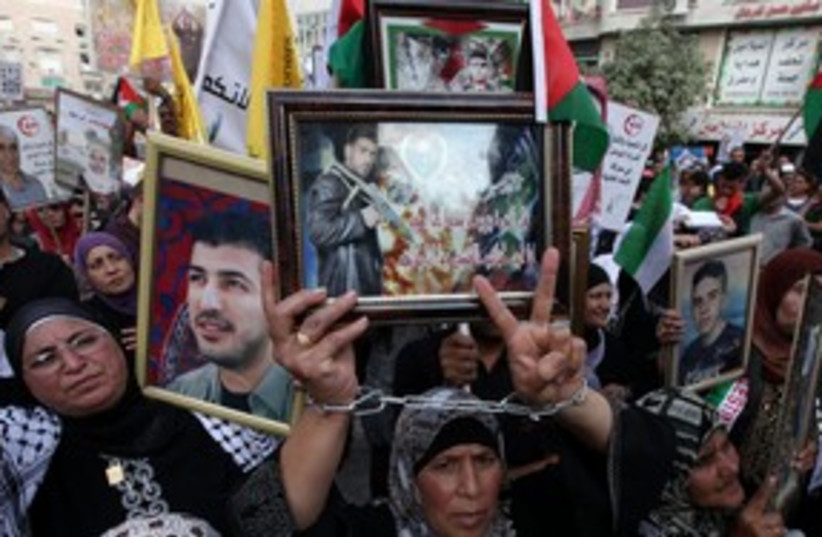 Ramallah prisoner demonstration 311 (photo credit: Marc Israel Sellem)