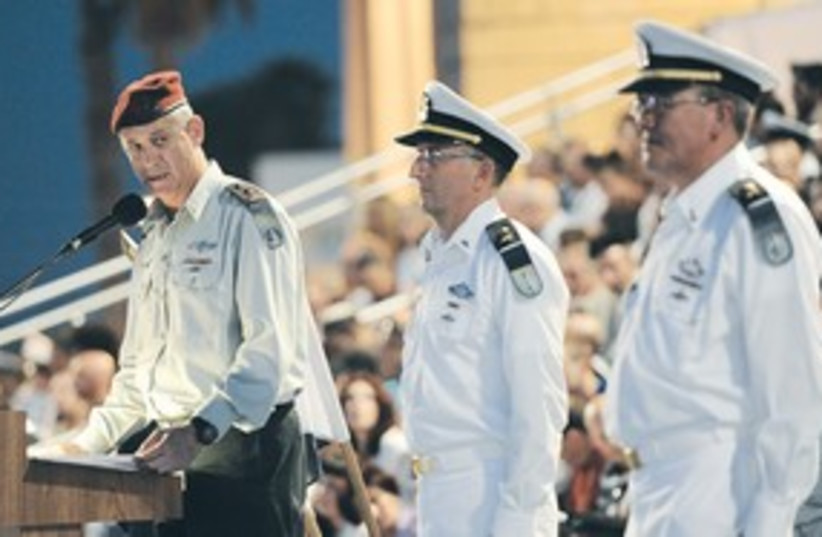 Gantz at Navy ceremony Haifa_311 (photo credit: IDF Spokesman's Office )