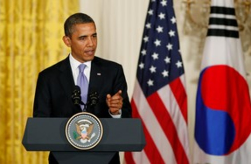 Obama in Korea 311 R (photo credit: REUTERS/Larry Downing )