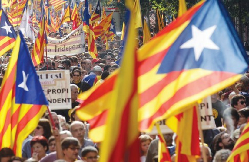 Catalan protesters 521 (photo credit: REUTERS)