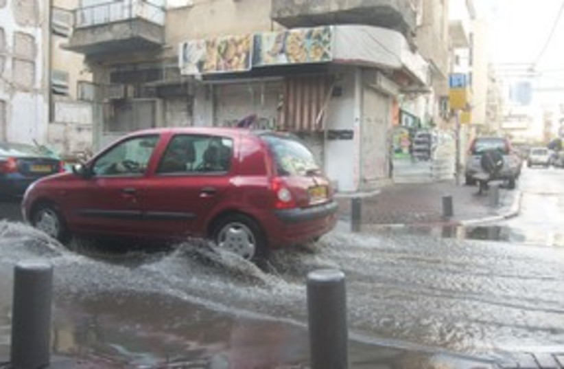 Rain in Tel Aviv 311 (photo credit: JOANNA PARASZCZUK)