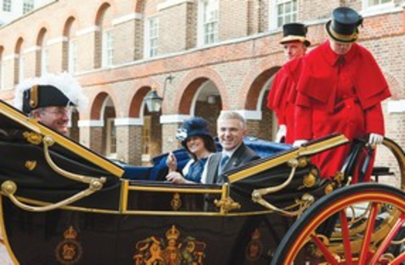 DANIEL AND ZEHAVA Taub arrive at Buckingham Palace 311 (photo credit: Yakir Zur)