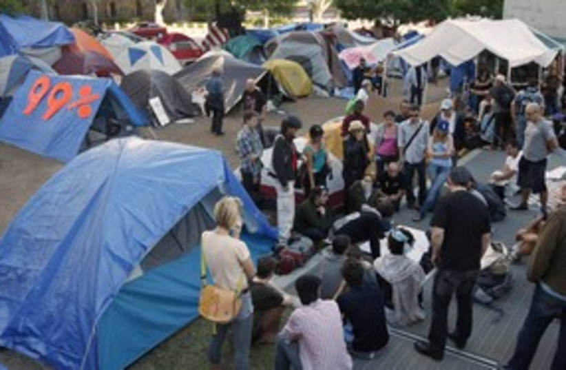 Occupy LA 311 R (photo credit: REUTERS/David McNew)