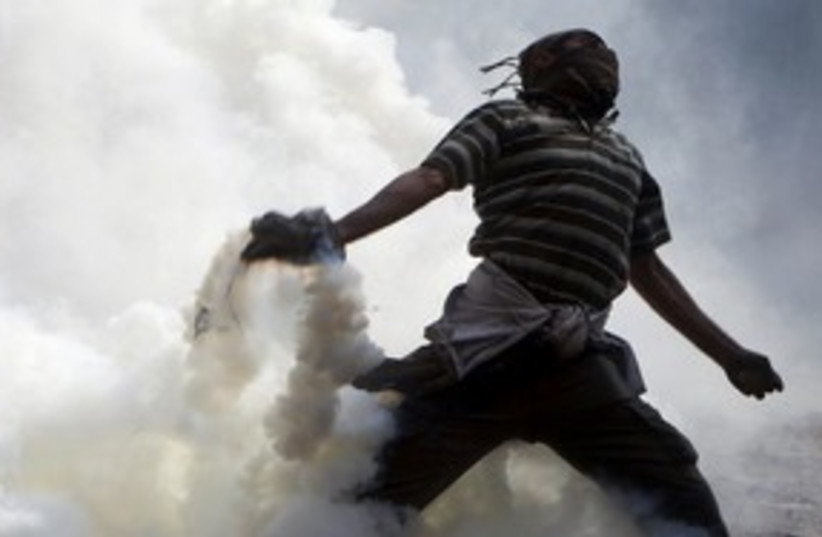 Egypt clashes protest tear gas tahrir 311 R (photo credit: REUTERS/Amr Abdallah Dalsh )