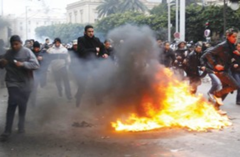 Tunisia protesters 311 (photo credit: Reuters)