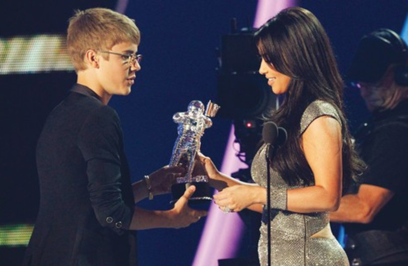 Kim Kardashian and Justin Bieber 521 (photo credit: REUTERS)