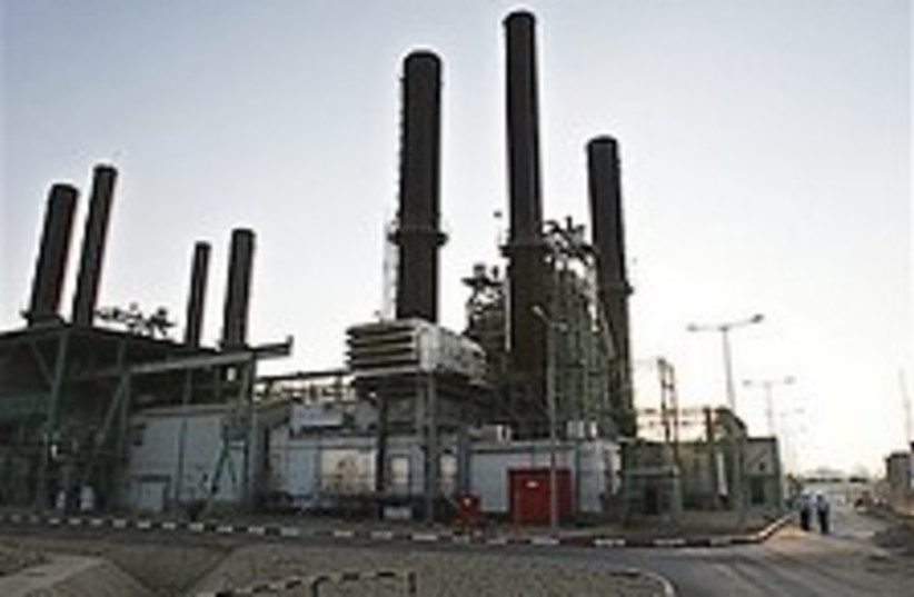 Gaza power station 224.8 (photo credit: AP)