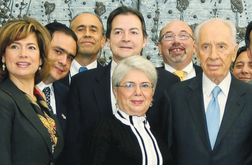 Latino-Jewish Alliance Trip to Israel, Peres_521 (photo credit: Courtesy of JINSA)