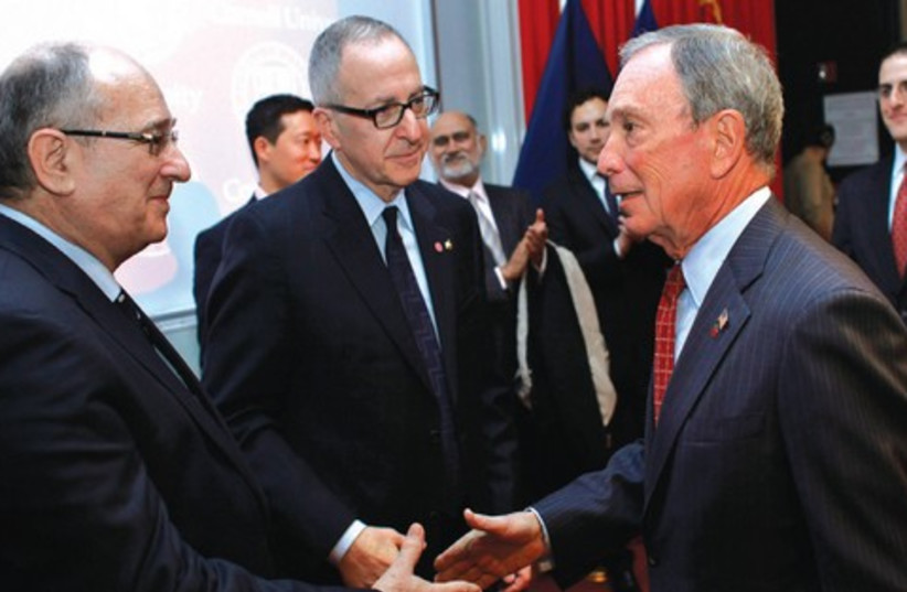 Technion President Lavie with New York City Mayor Bloomberg  (photo credit: Eduardo Munoz/ Reuters )