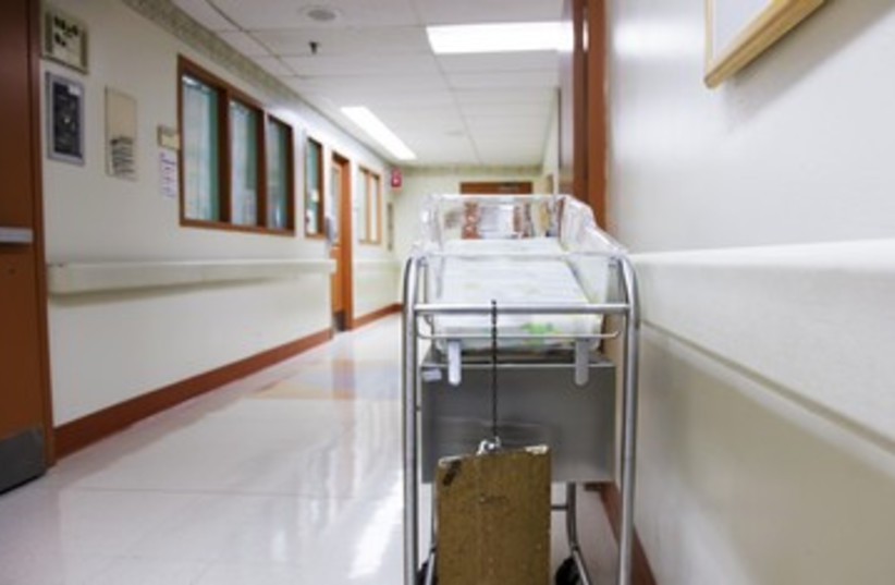 hospital baby infirmary incubator bed 390 (photo credit: Thinkstock/Imagebank)