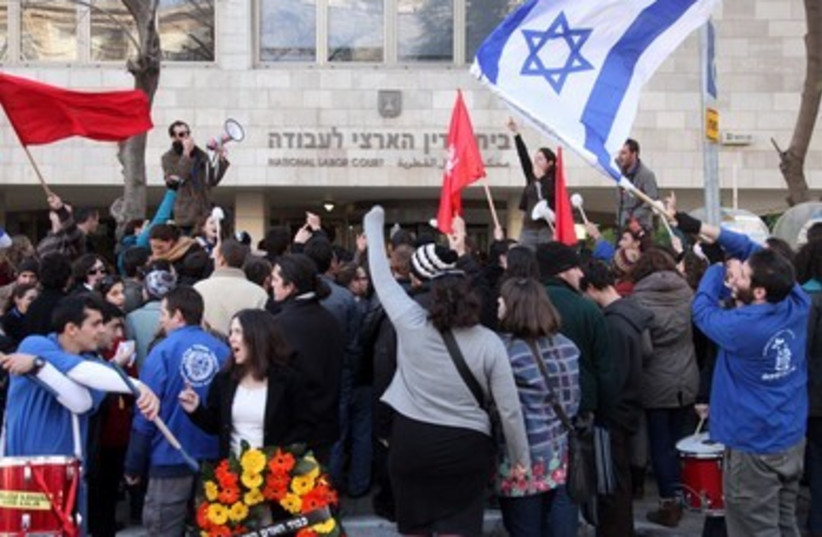 Protest in front of Labor Court (photo credit: Marc Israel Sellem)