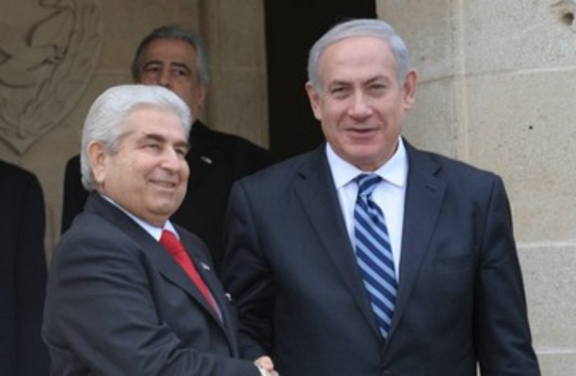 PM Netanyahu with Cyprus President Dimitris Christofias 390 (photo credit: Amos Ben Gershom / GPO)