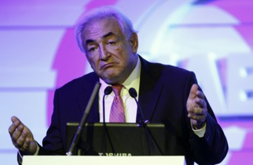 Former IMF chief Dominique Strauss-Kahn 390 R (photo credit: Jason Lee / Reuters)