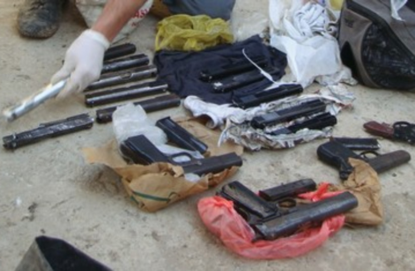 weapons guns arms seized by police 390 (photo credit: Israel Police)
