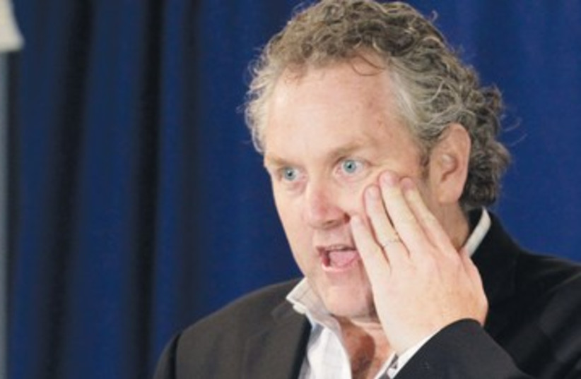 CONSERVATIVE BLOGGER and journalist Andrew Breitbart 390  (photo credit: Brendan McDermid/Reuters))