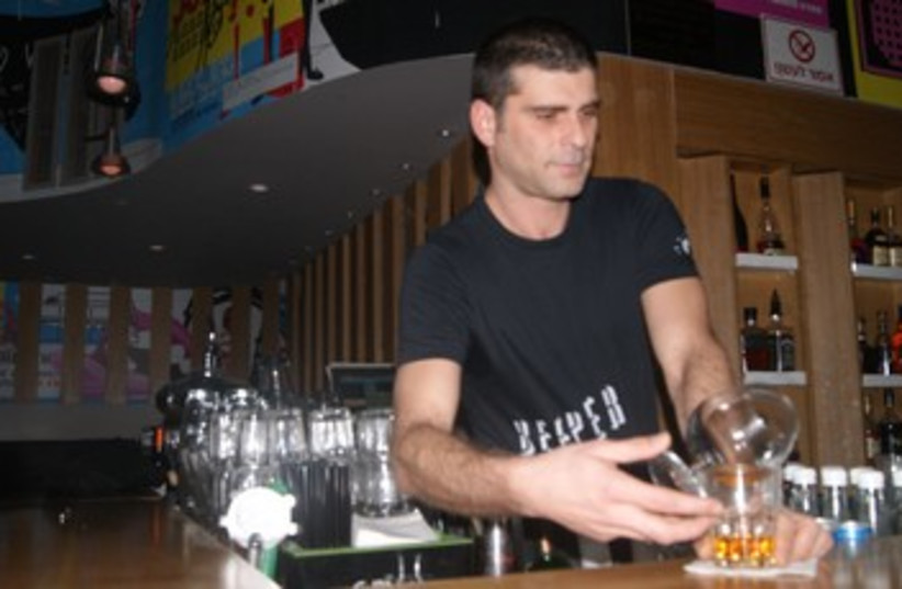 Barman 370 (photo credit: Yoni Cohen)