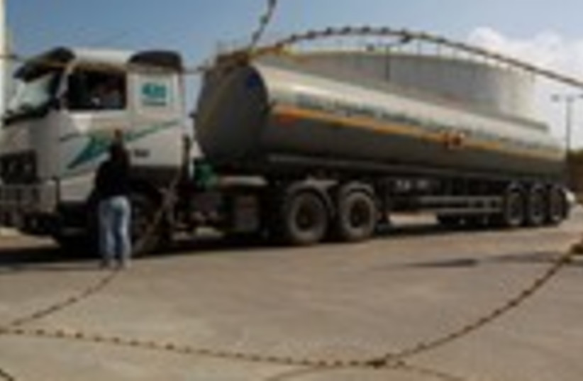 Fuel tanker arrives at plant in Gaza 150 (photo credit: REUTERS)
