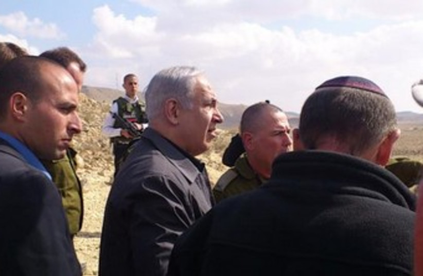 Prime Minister Binyamin Netanyahu on southern border 370 (photo credit: HERB KEINON)