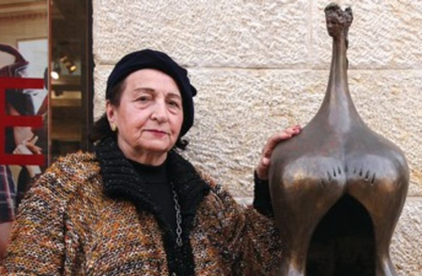 Betty Moller and Sculpture (photo credit: Marc Israel Sellem/The Jerusalem Post)