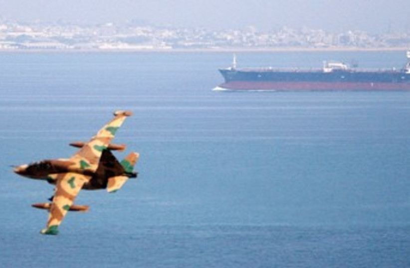 Iranian aircraft (photo credit: Reuters)