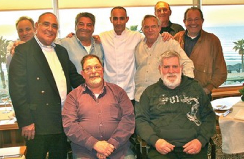 Veteran chefs meet at the Olive Leaf restaurant 370 (photo credit: Cherpak PR)