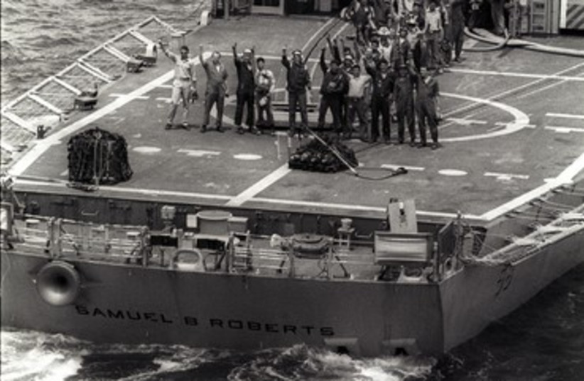 US seamen aboard the USS Samuel B. Roberts 370 R (photo credit: REUTERS)