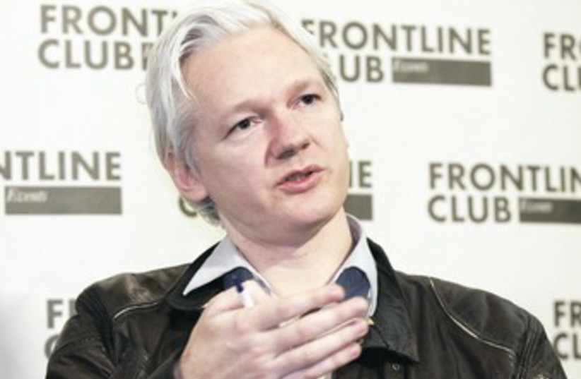 Julian Assange 370 (photo credit: Finbarr O’Reilly/Reuters)