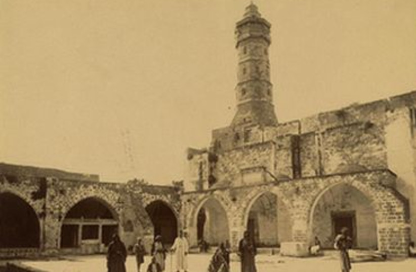 Great Mosque of Gaza (photo credit: American Colony-Jerusalem-Photo Dept.)