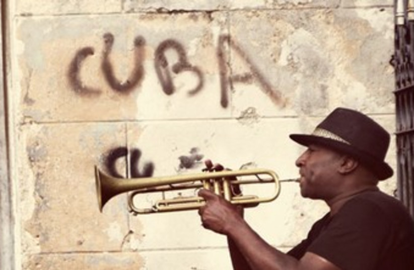 Havana 370 (photo credit: Tom Langford)